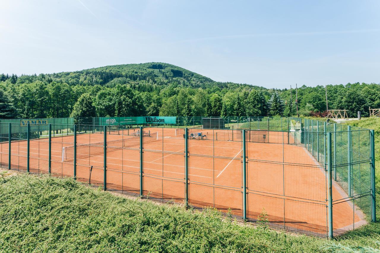 Resort Malevil Jablonné v Podještědí Eksteriør bilde