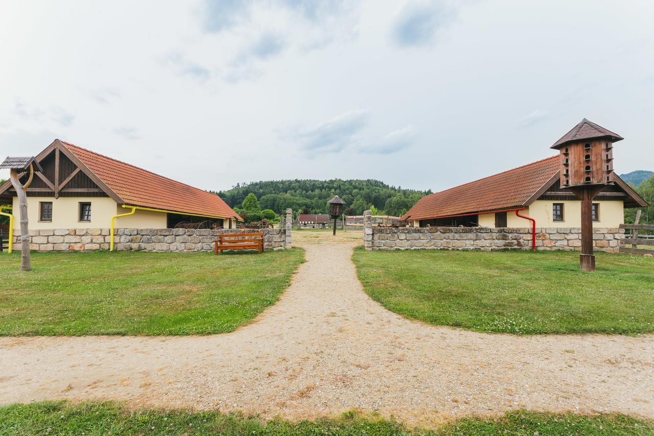 Resort Malevil Jablonné v Podještědí Eksteriør bilde